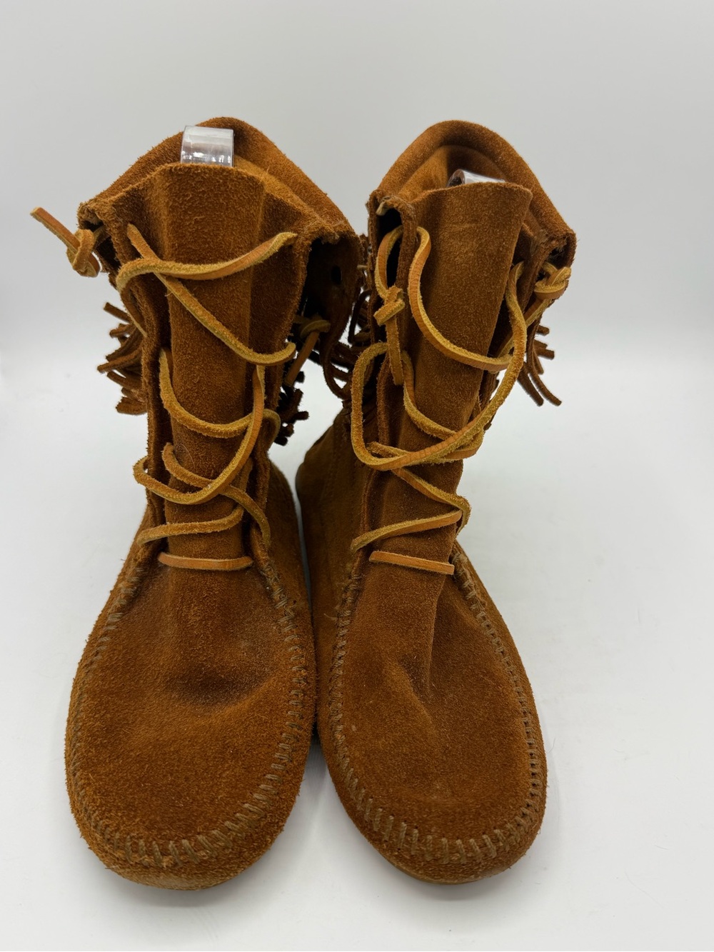 MINNETONKA Fringe Moccasin Ankle High Boho Boot Women's Size 6 Tan Lace Up